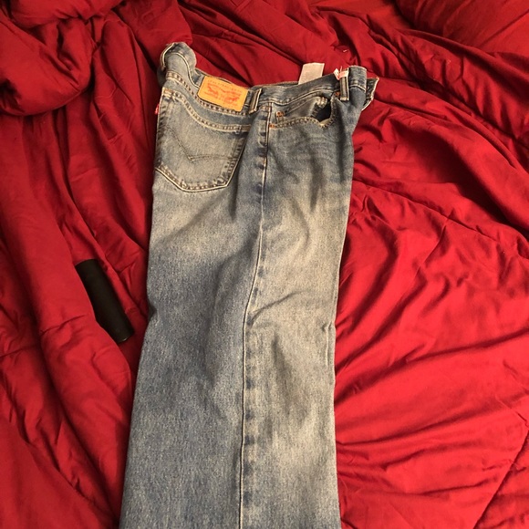 Levi’s - Picture 2 of 3